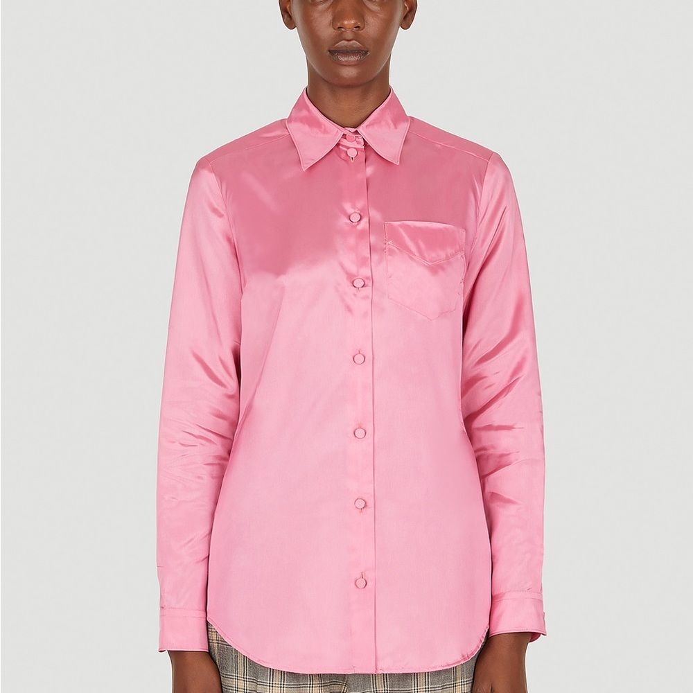 Gucci FW22 $1,330 pink button down blouse sz 38, small 4/6. Authentic.
